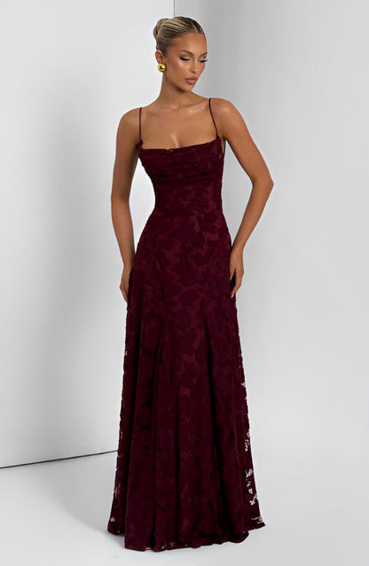 Alona – Elegancka Suknia Maxi z Koronką